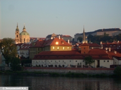 Прага. Левый берег Влтавы на рассвете