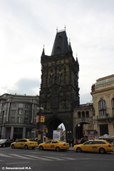 Прага. Пороховая башня, соединенная с Публичным домом