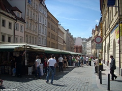 Туристический рынок в самом центре Праги